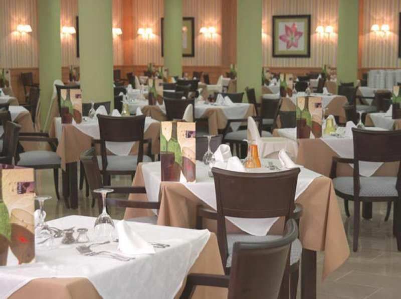 Grupotel Aldea Cala'N Bosch Son Xoriguer Étterem fotó